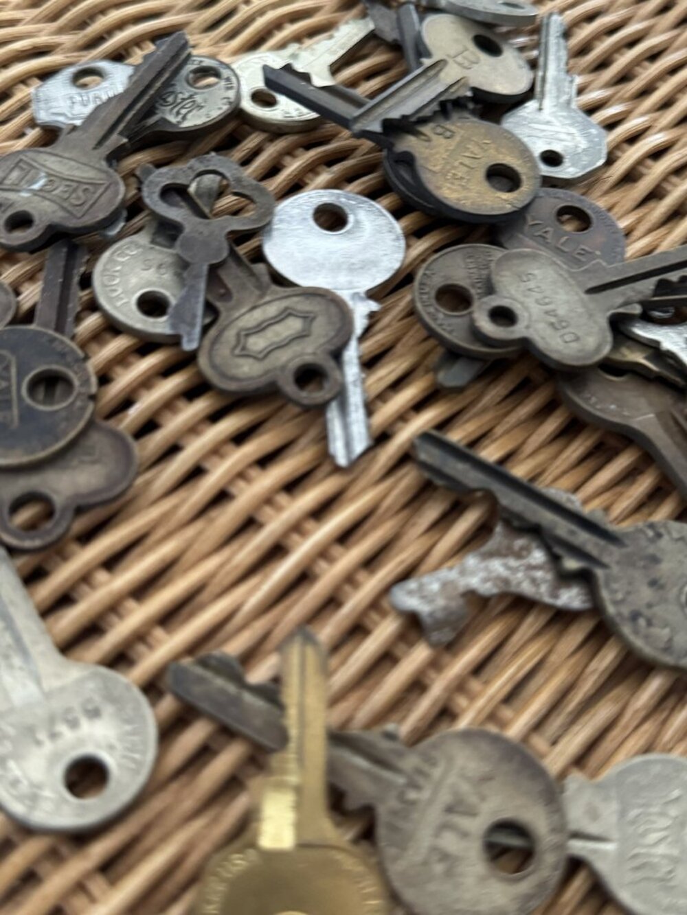 Vintage Skeleton & House Keys Lot | Yale Master Segal | About 30 Keys